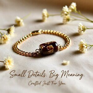 Minimalist Simplistic Elegant: Cream & Brown Fire Agate + Gold Chain Bracelet